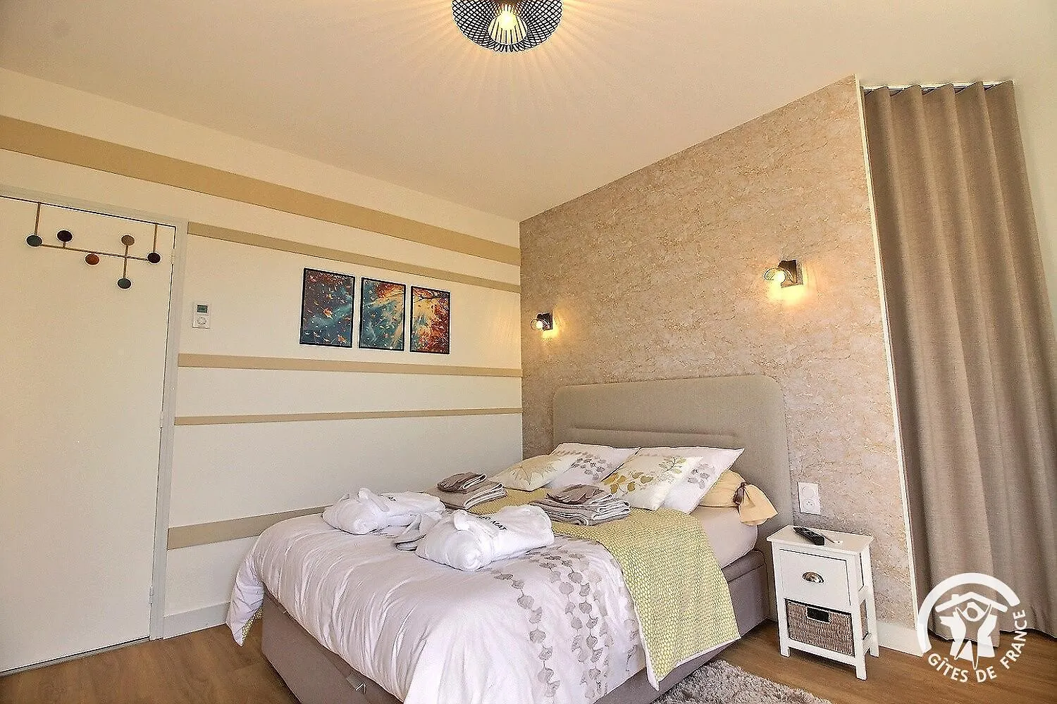 La ChèzeLa Rose Des Vents住宿加早餐旅馆 0*, La Chèze 法国